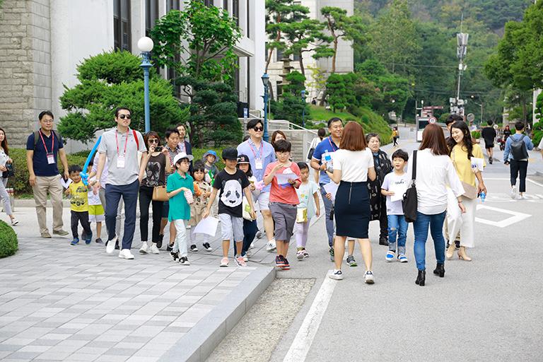 입학 20주년 기념 모교방문축제 사진 1