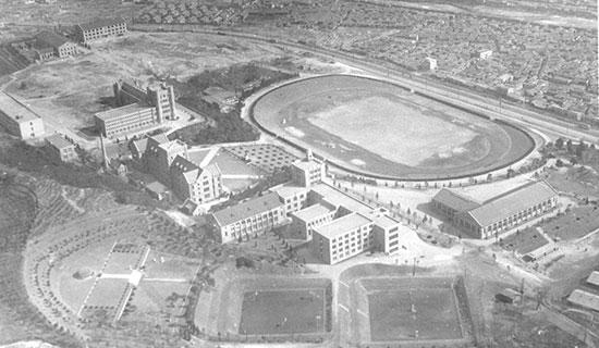 1962 서관 준공 후 학교 전경